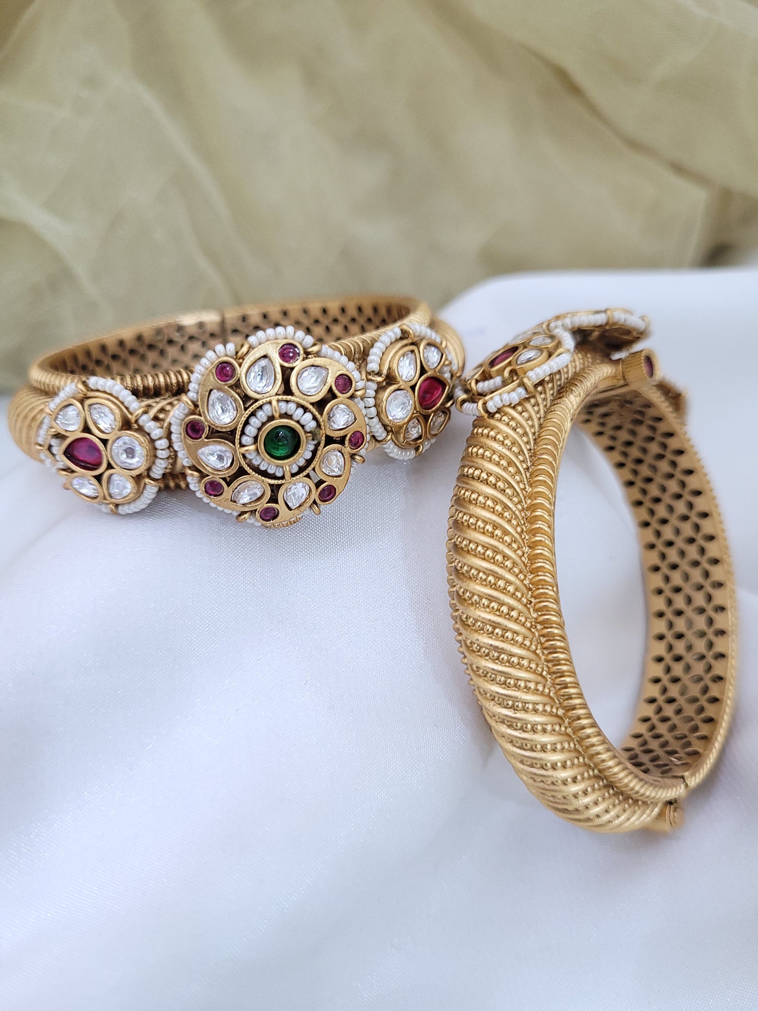 Premium Golden Bangle