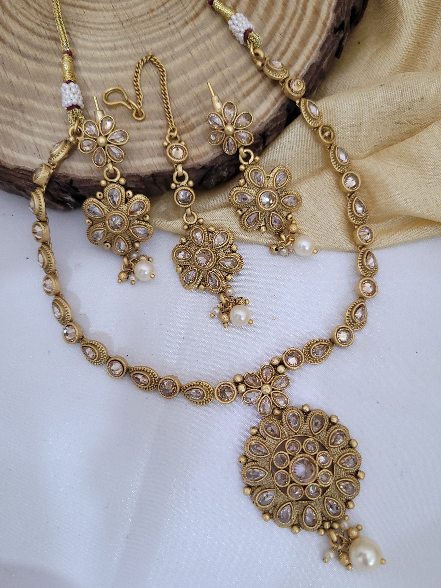 Premium Golden Necklace