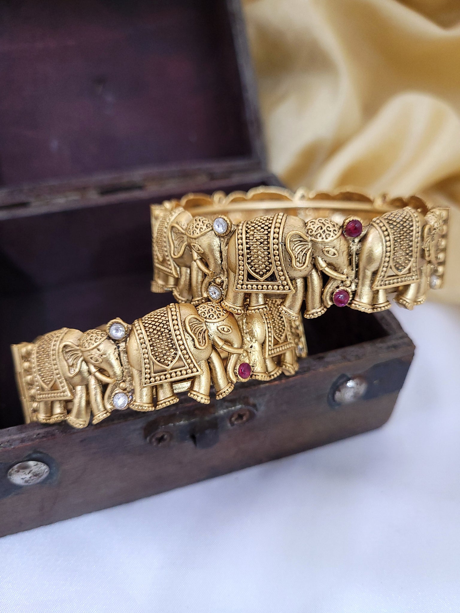 Rajwadi Bangle