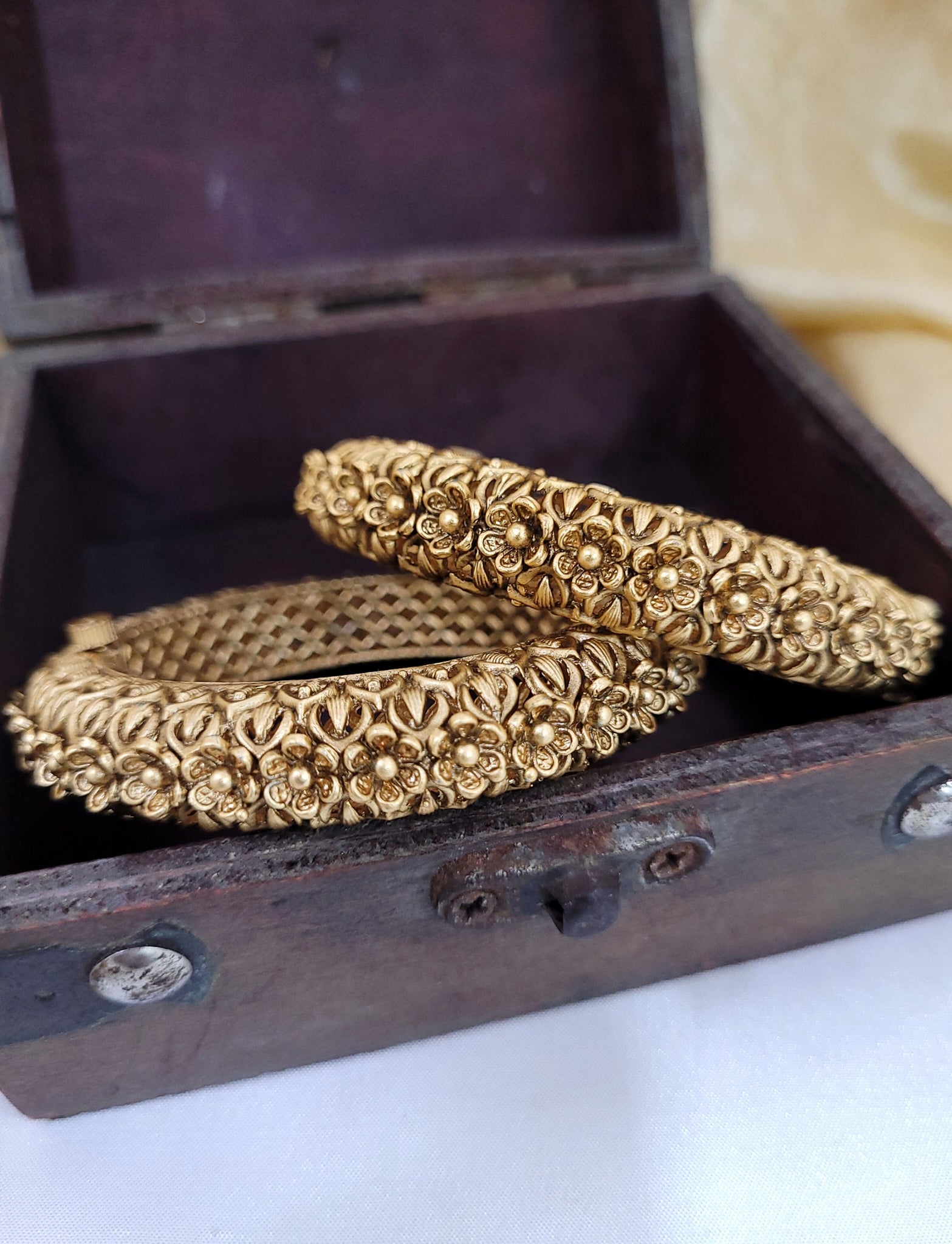 Golden Traditional Bangle