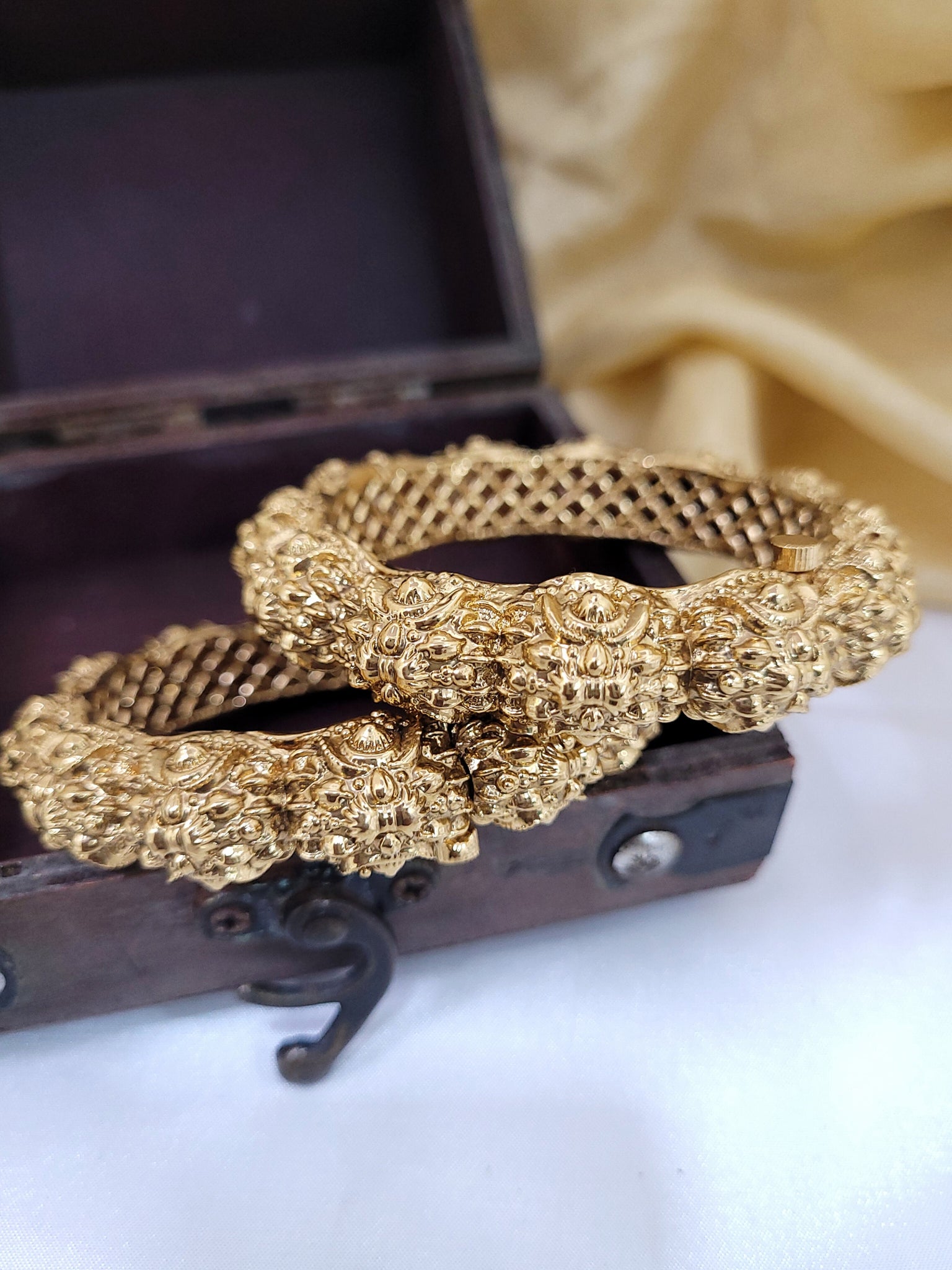 Golden Traitional Bangle