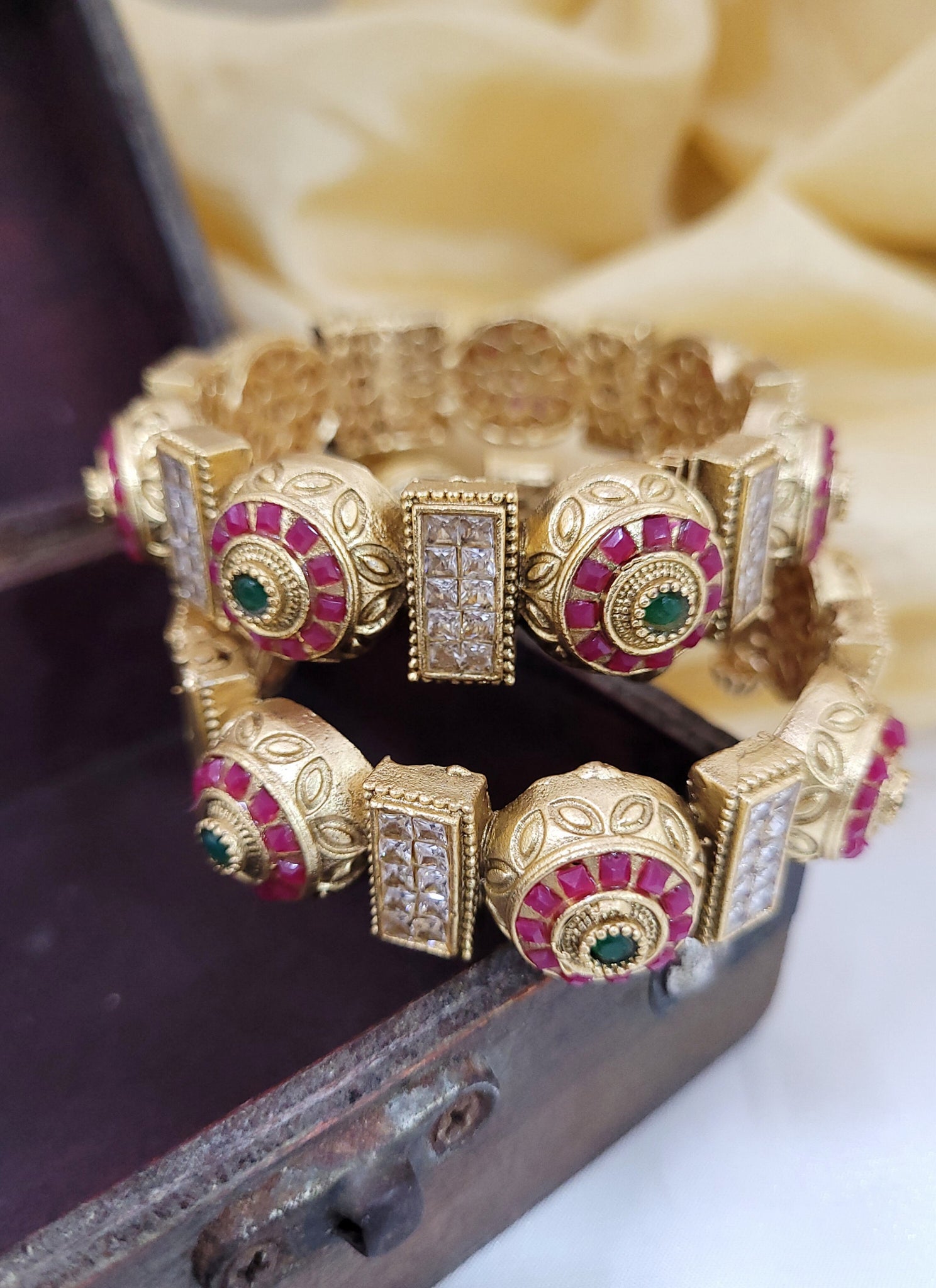 Rajwadi Trending Bangle