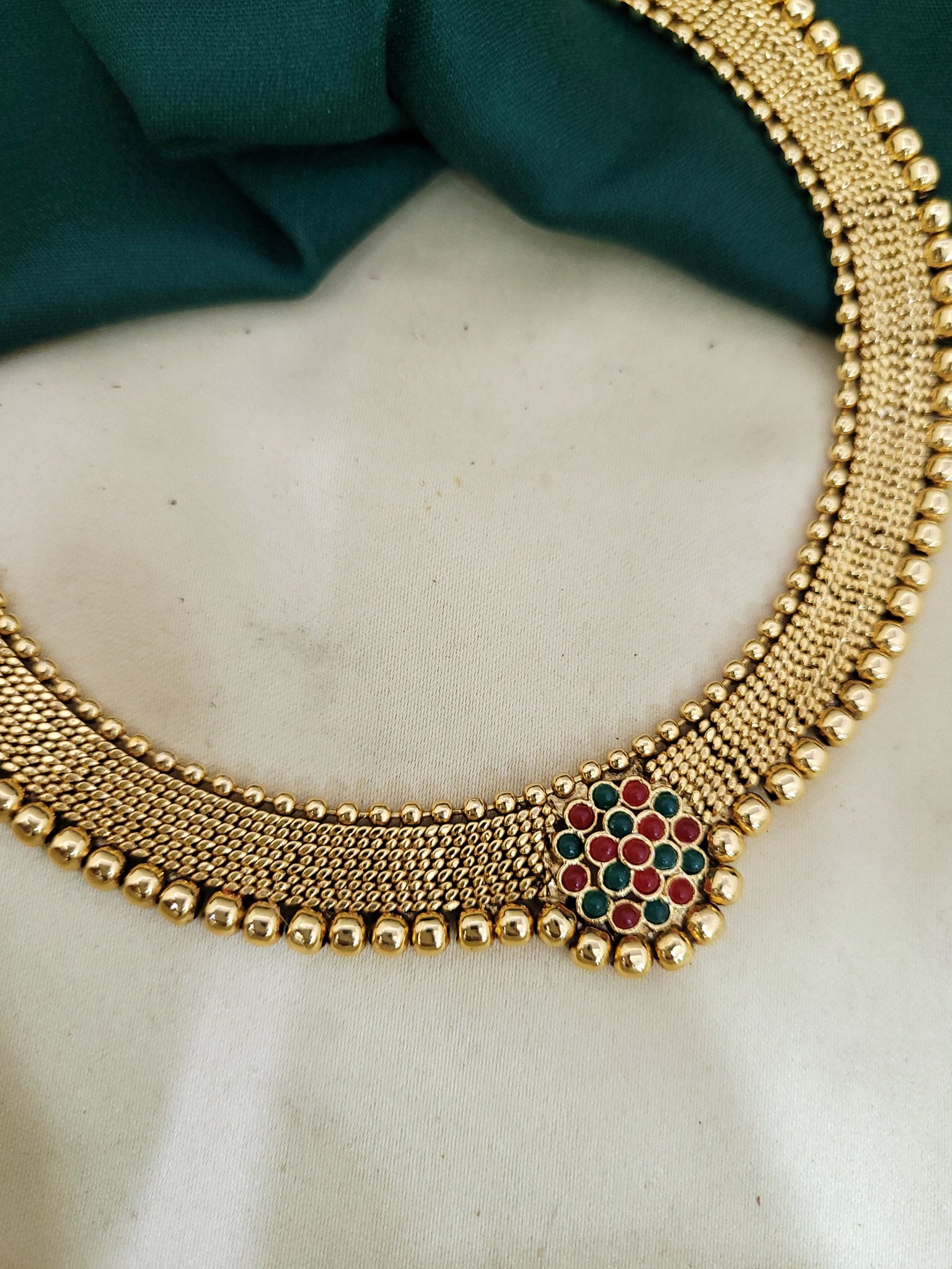 Golden Ruby Green Simple Necklace