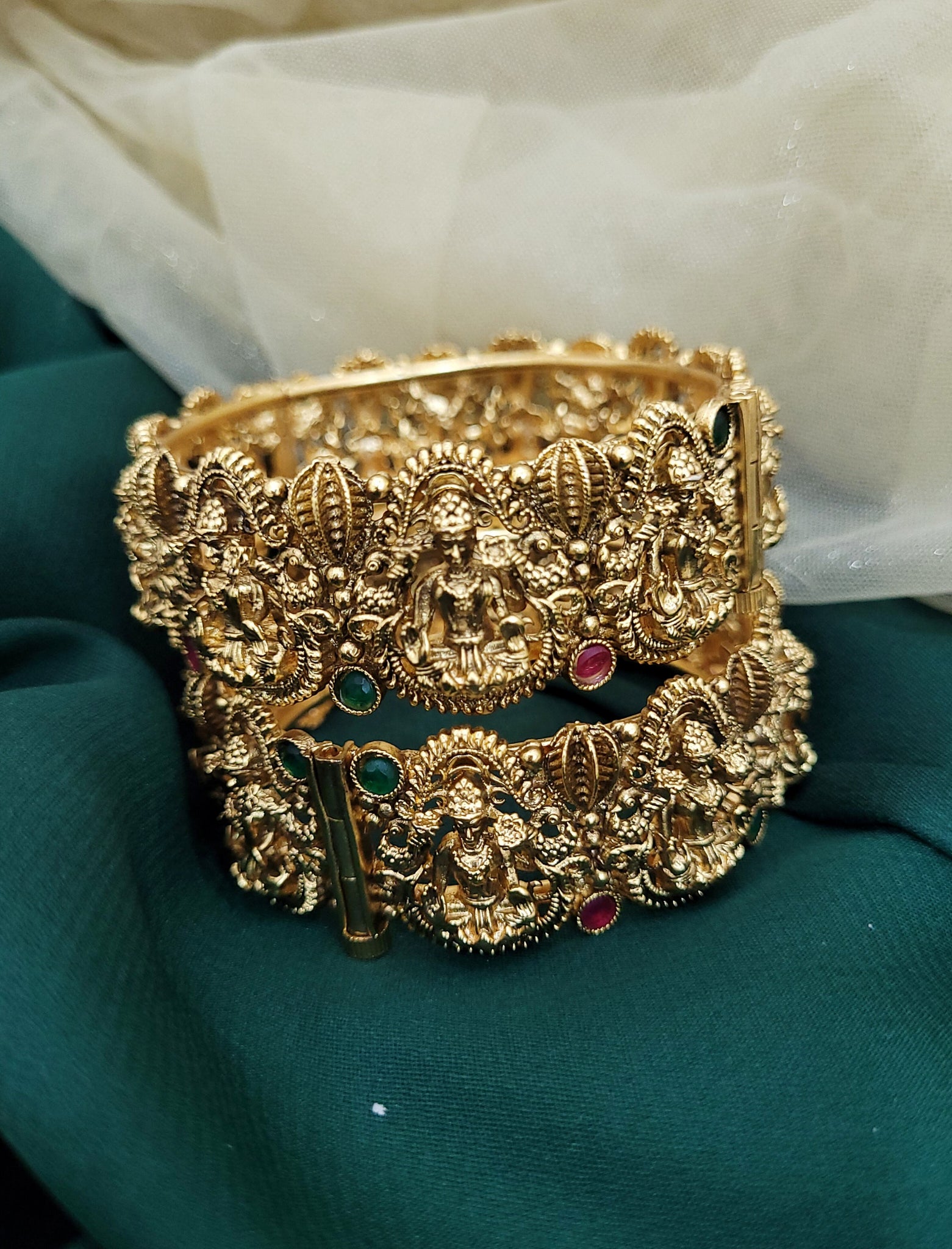 Trainding Lakshmi Bangle