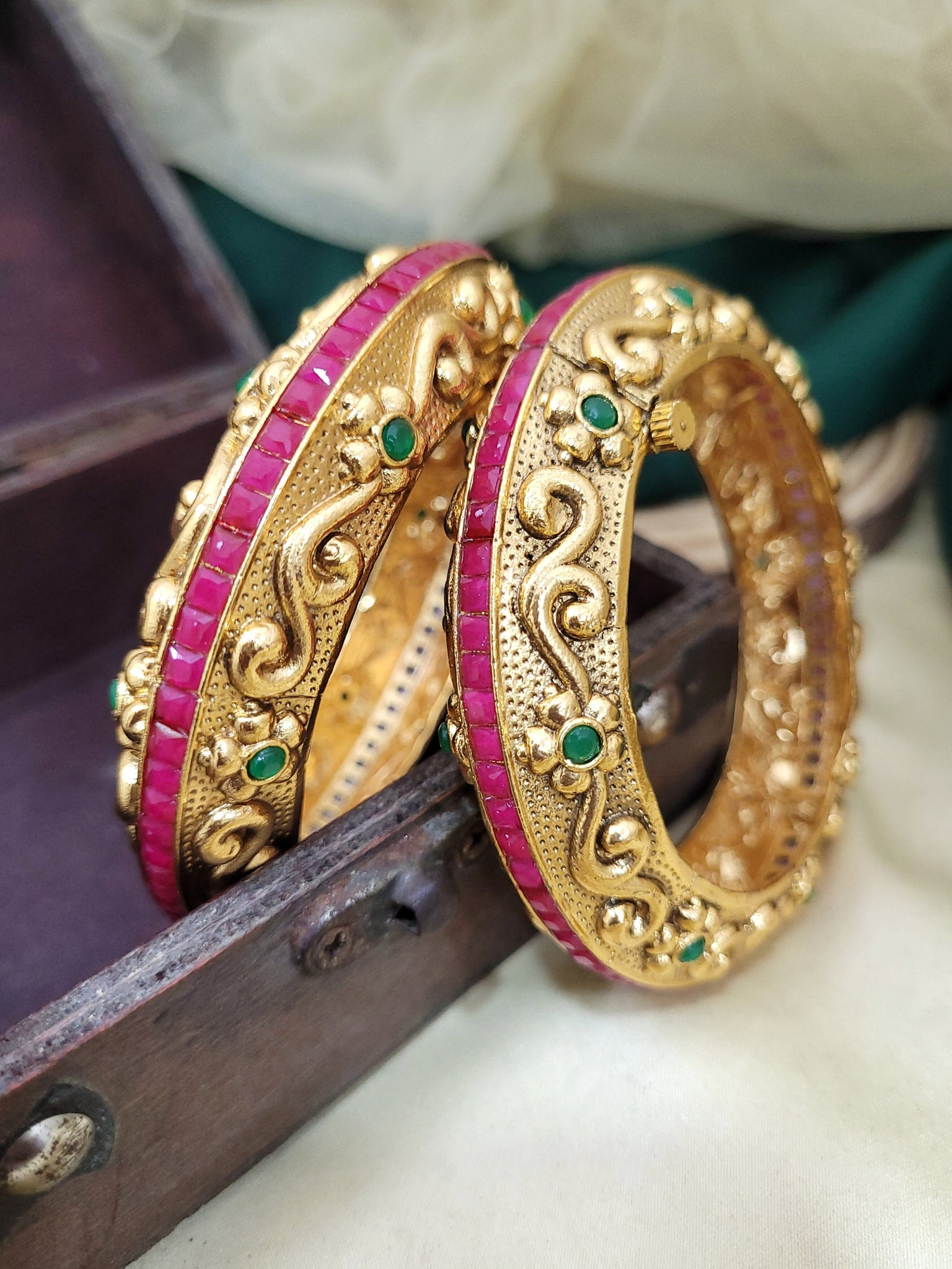 Ruby Green Stone Trainding Bangle