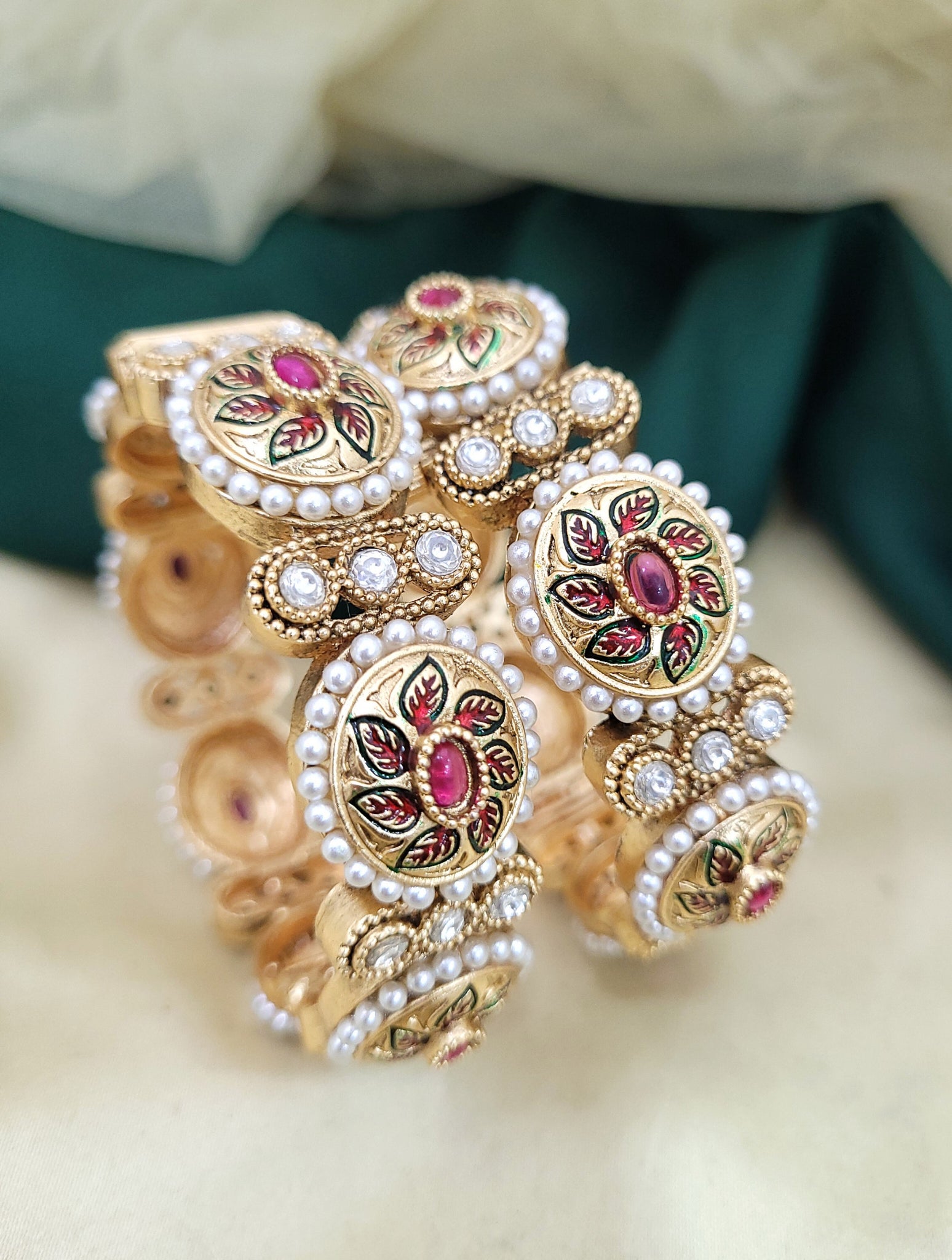 Premium Rajwadi Bangle