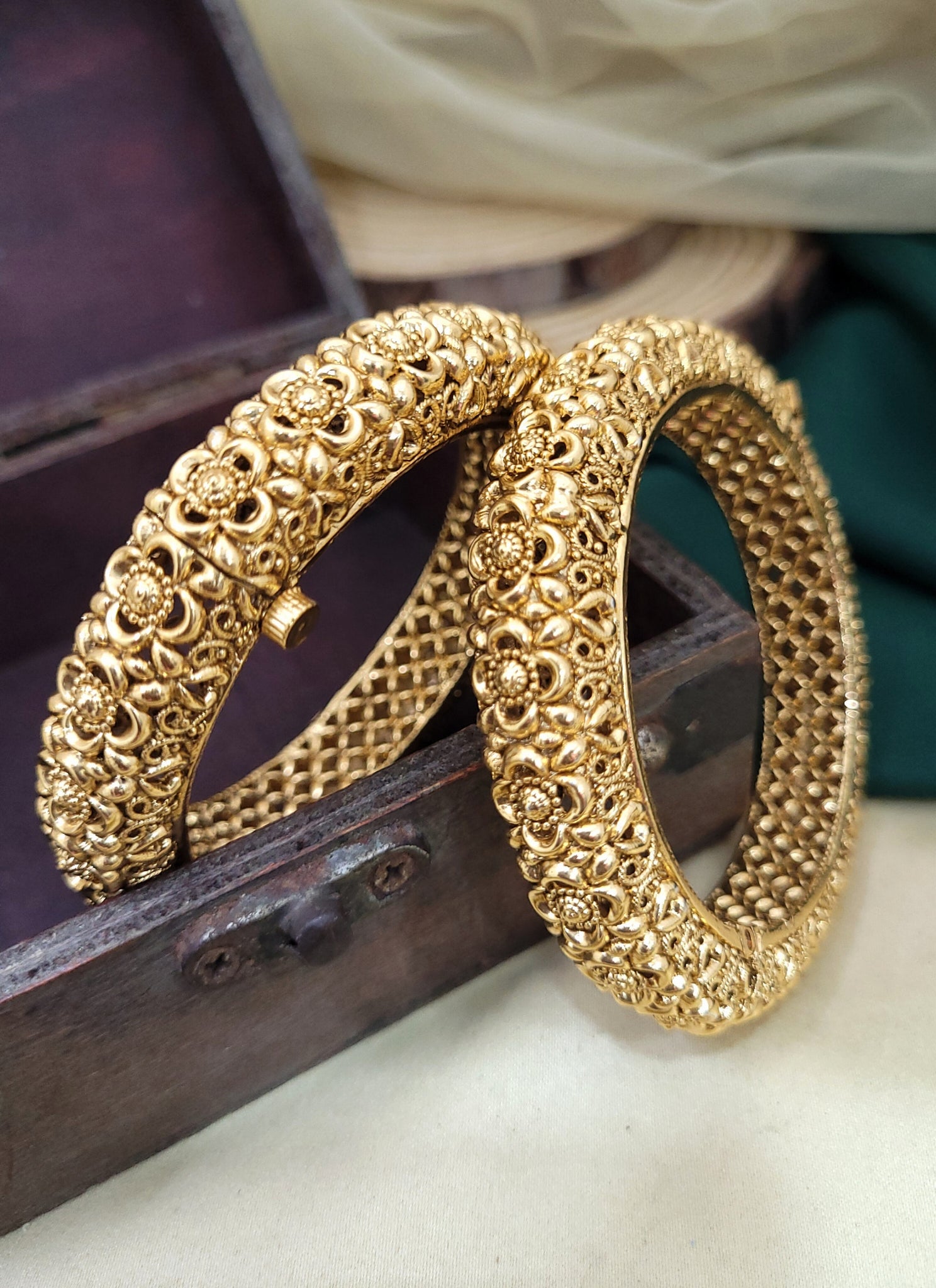 Golden Traditional Bangle