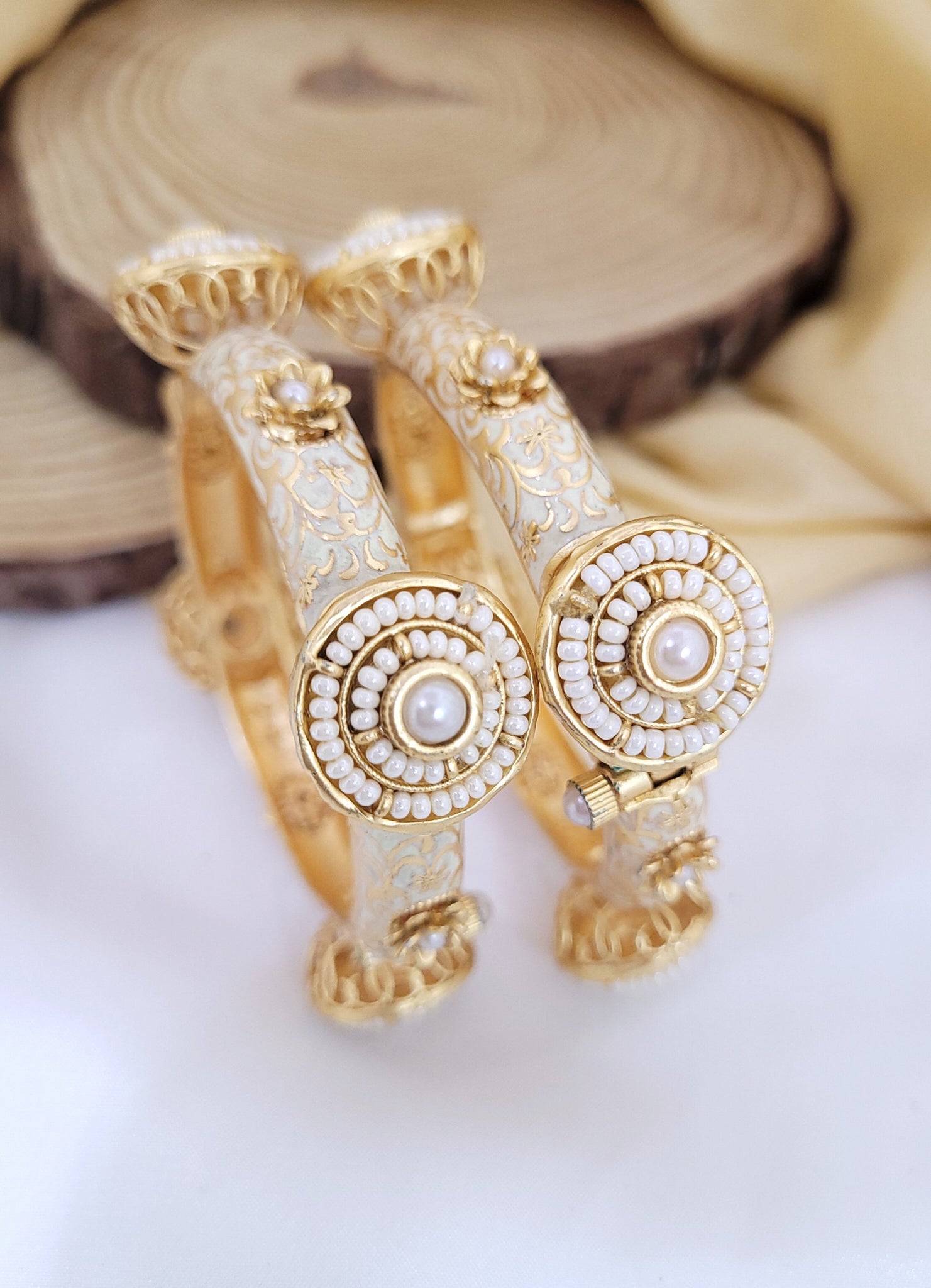 White Moti Trending Bangle