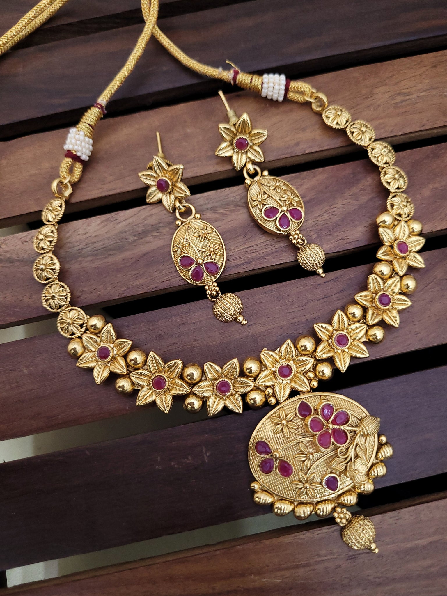 Traditional Golden Necklace