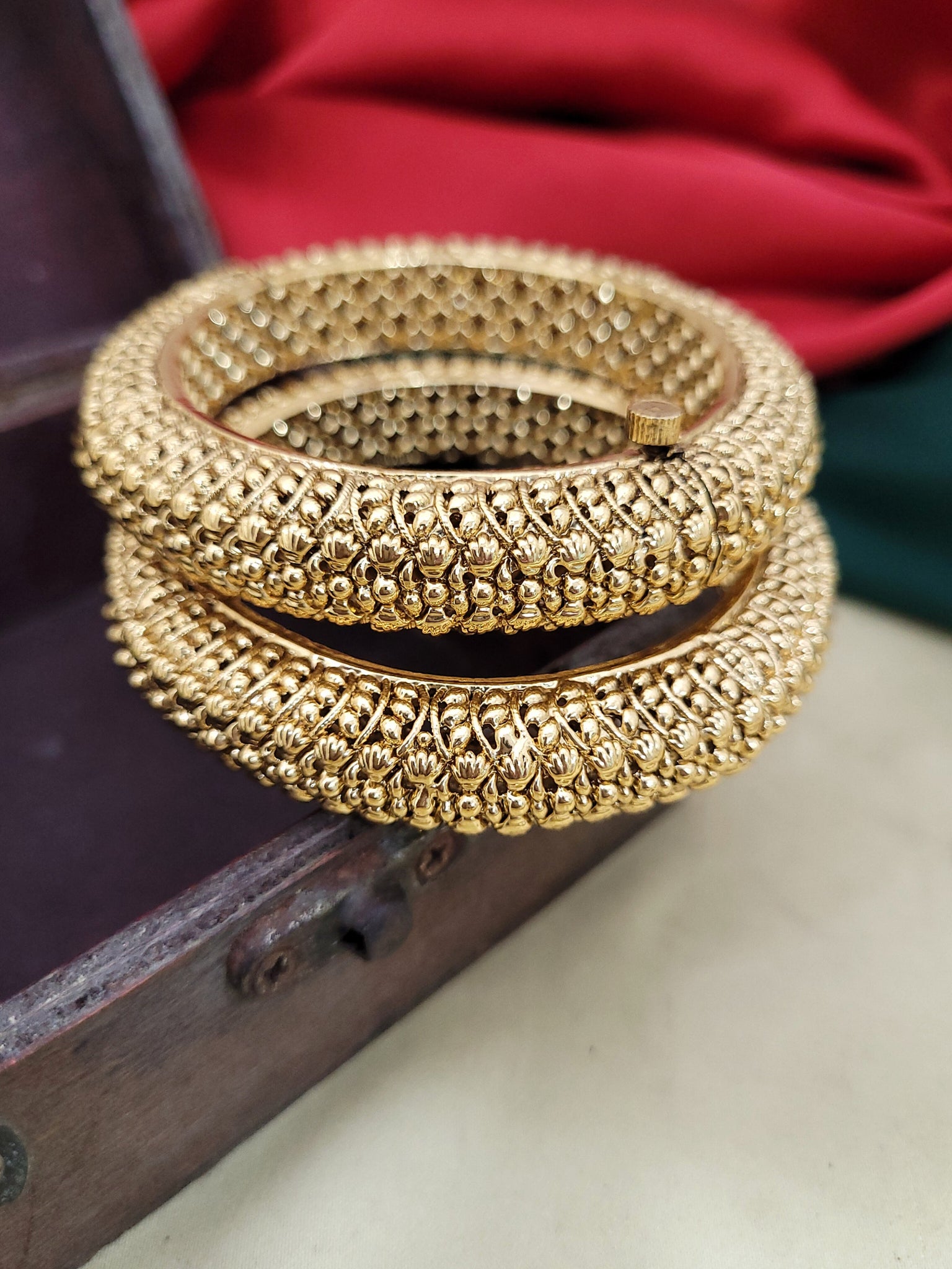 Golden Traditional Bangle