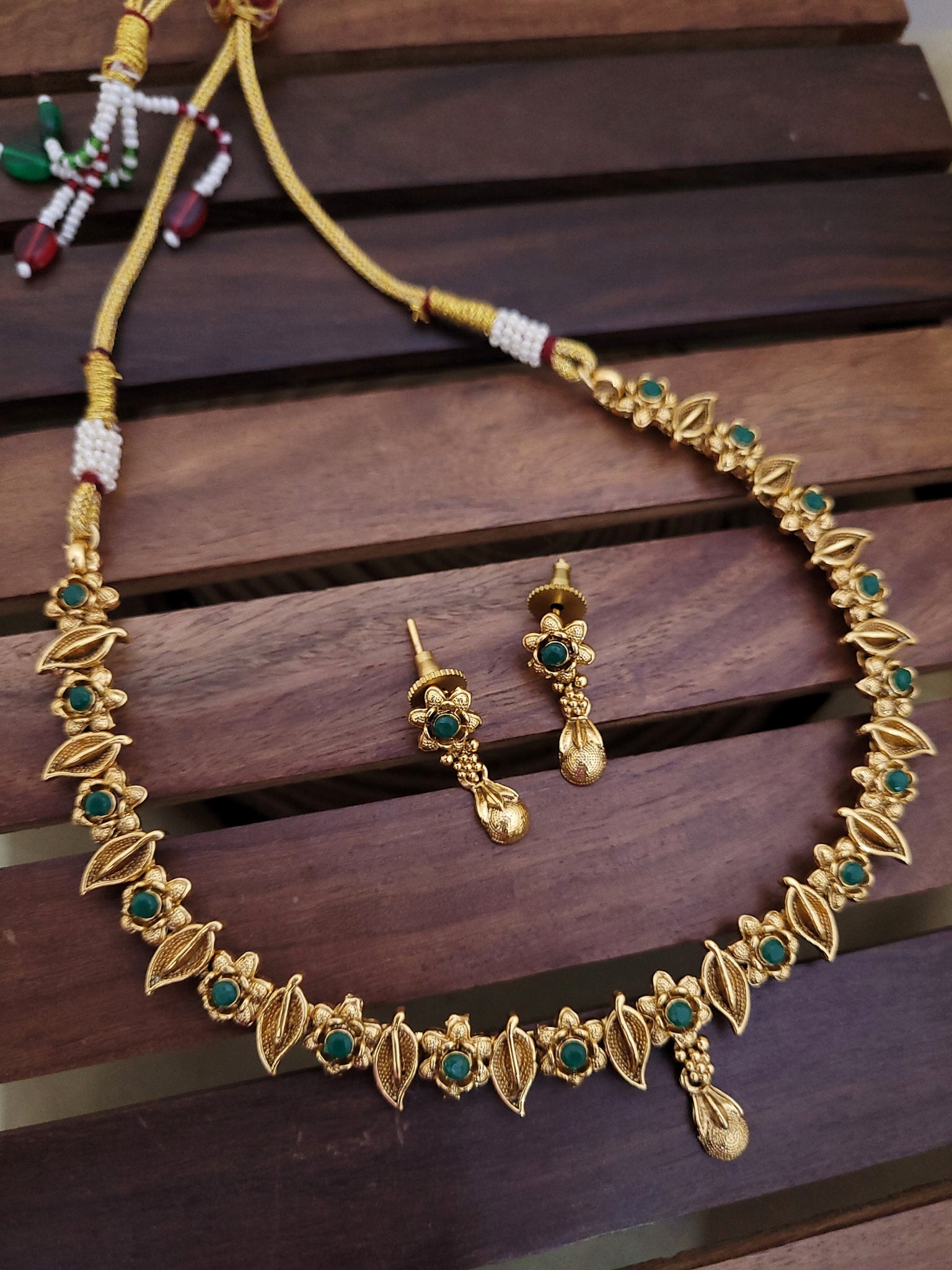 Green Golden Necklace