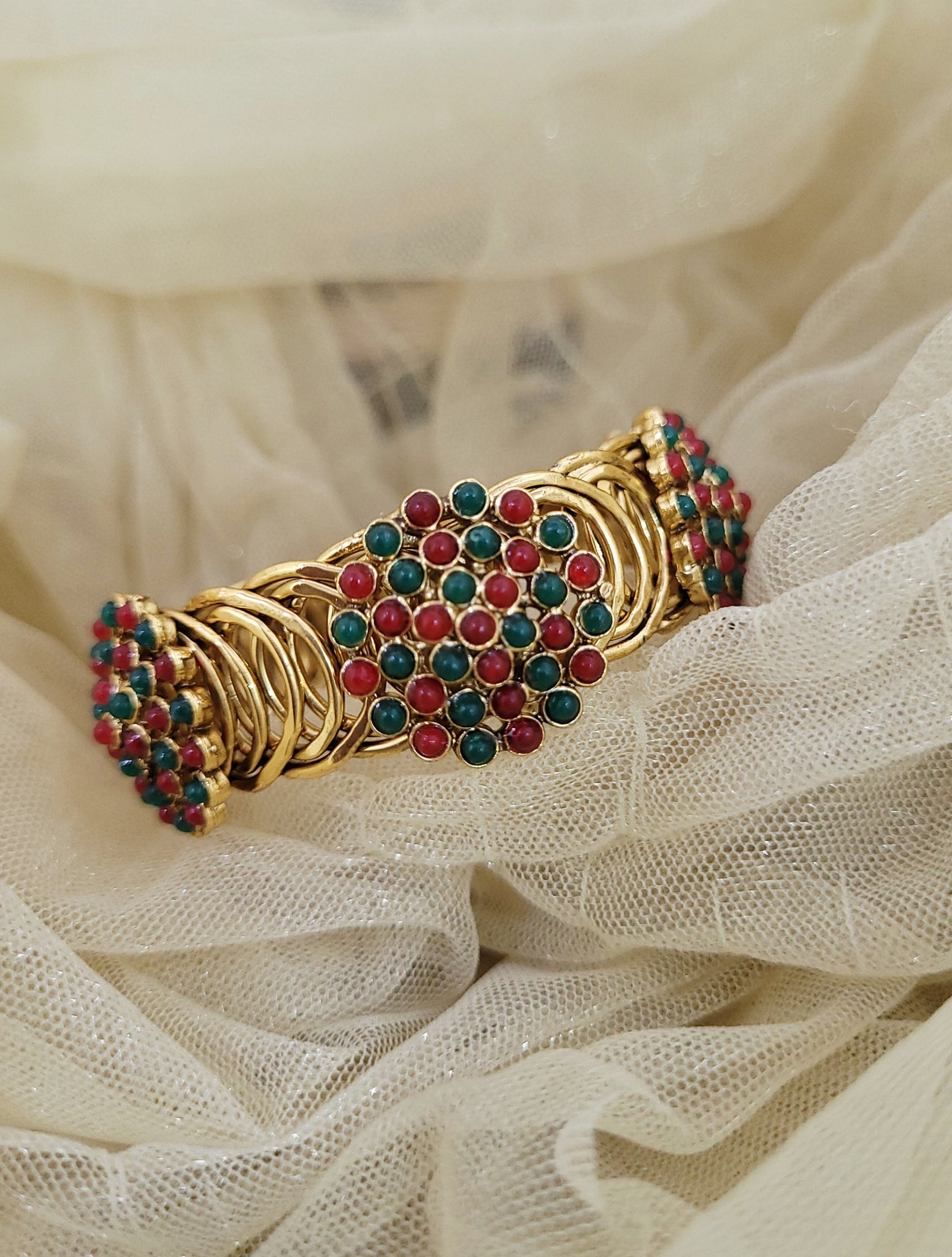 Ruby Green Golden Bracelet(1pic)