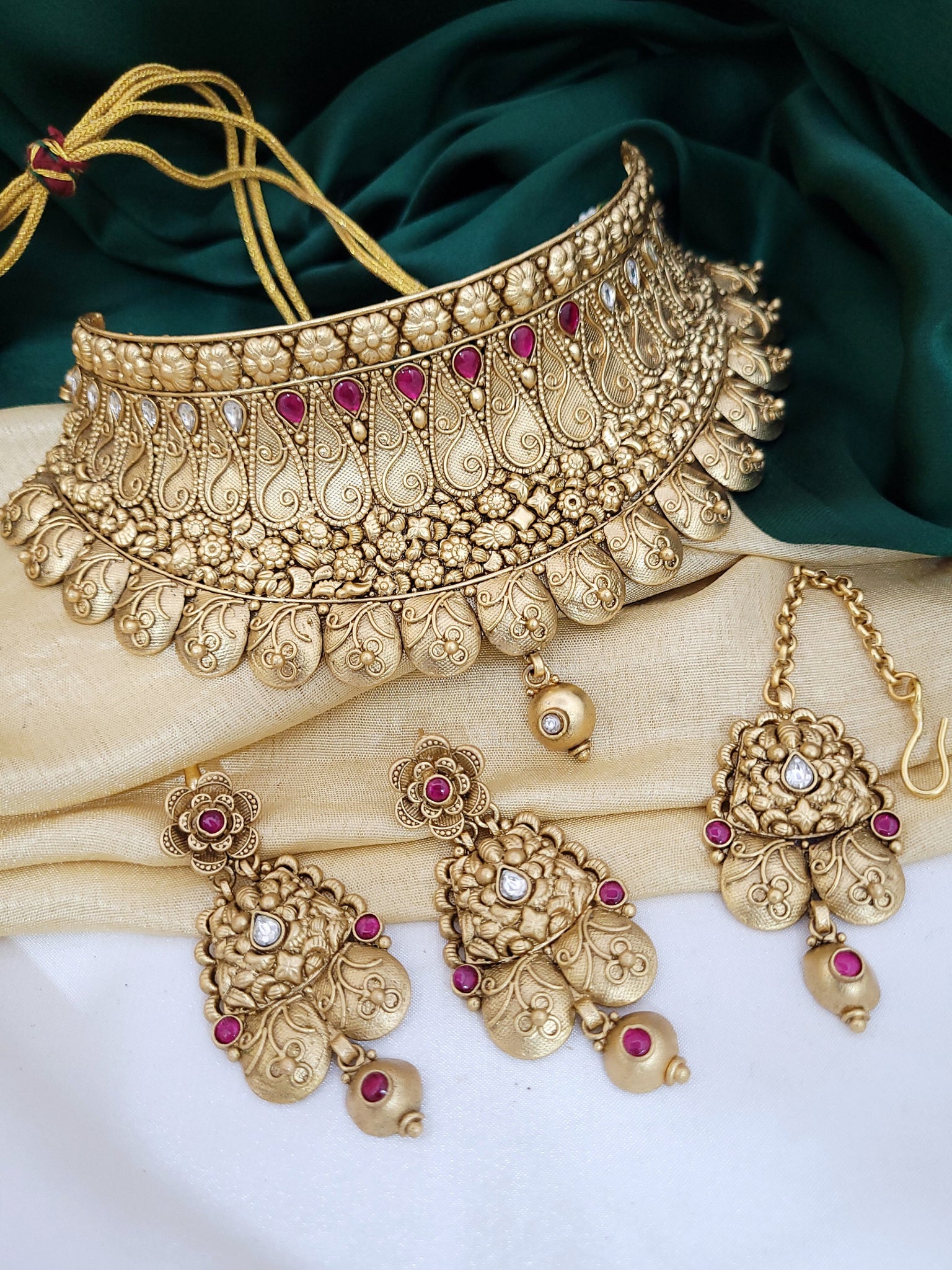 Trending Golden Necklace