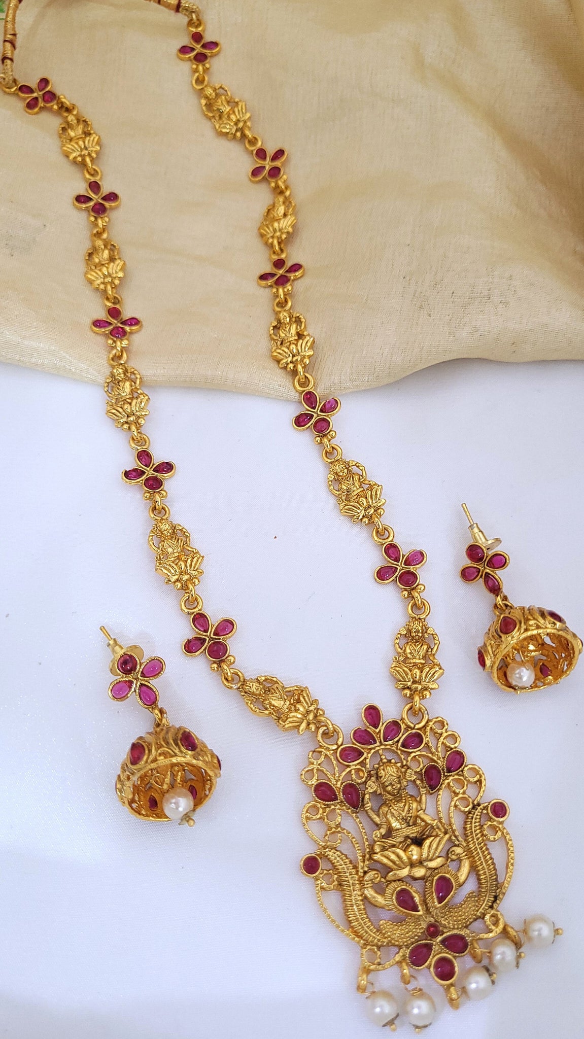 Ruby Golden Long Set