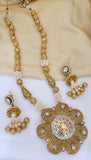 Trending Pendent Set