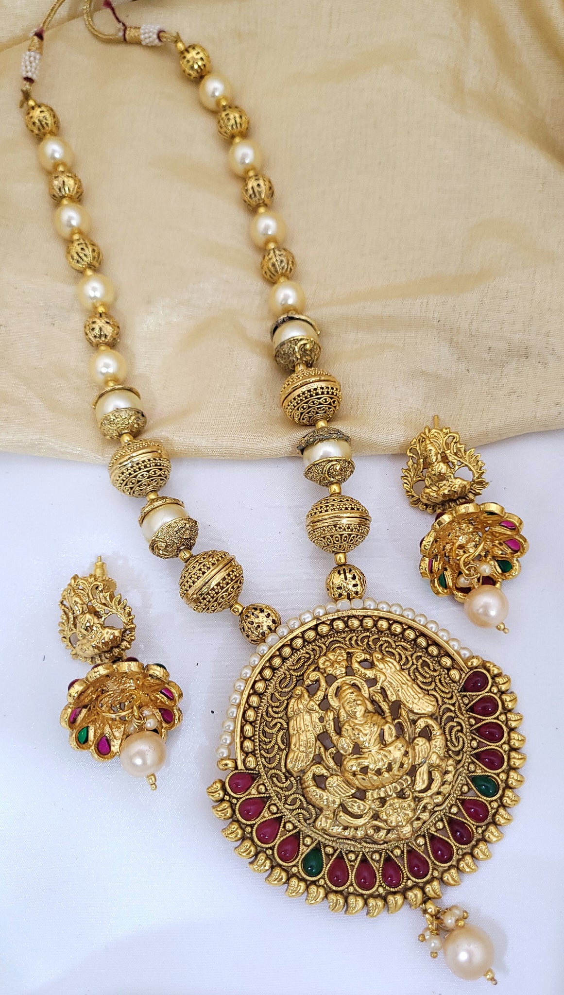 Golden Pendent Set