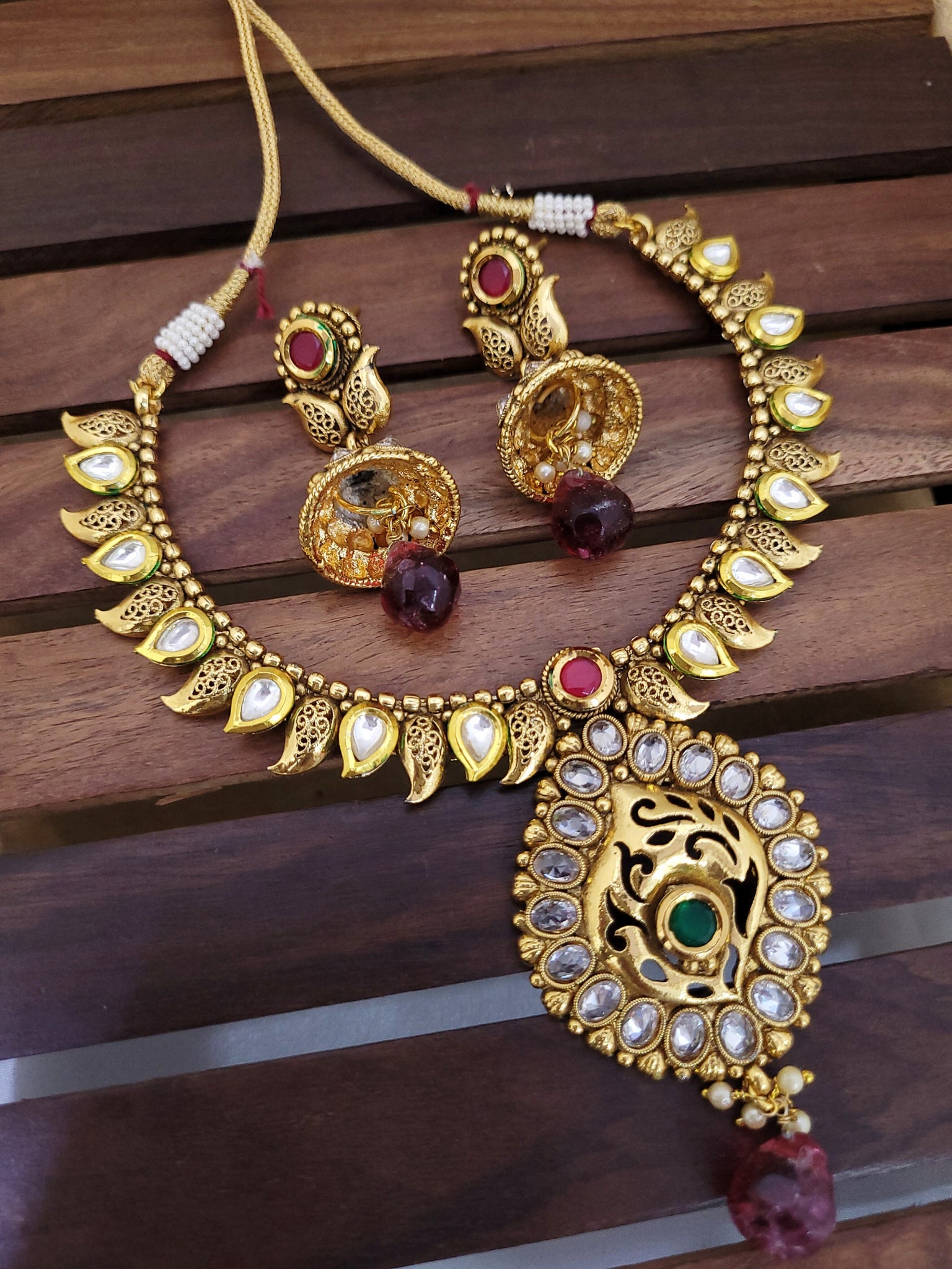 Kundan Golden Necklace