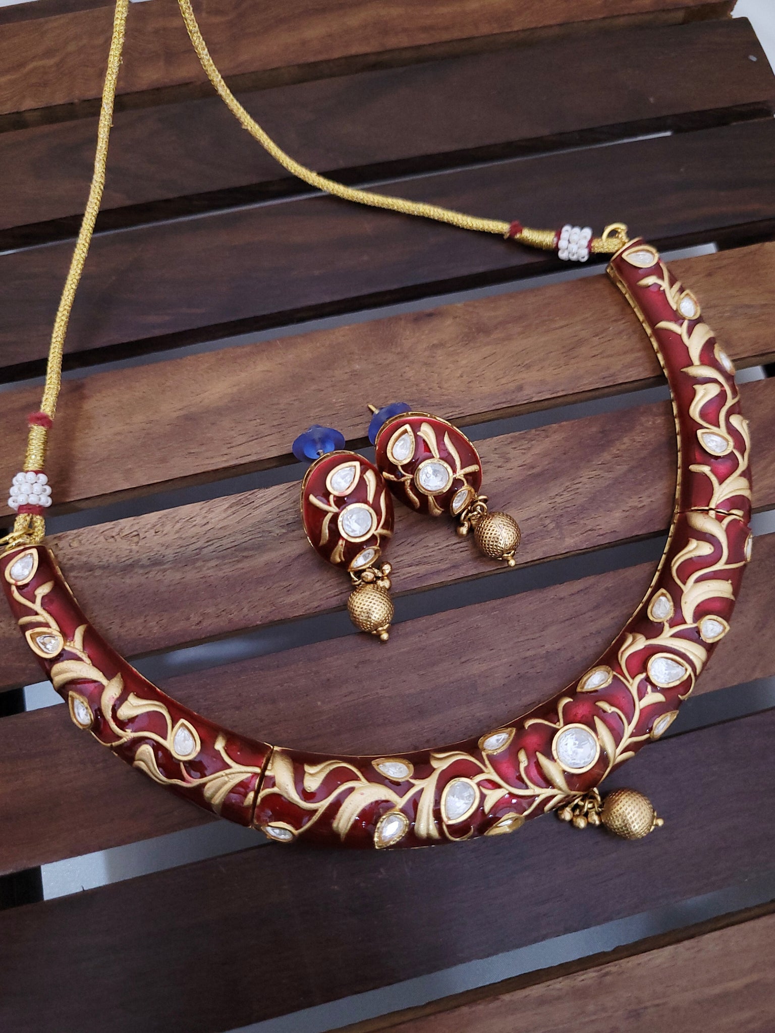 Red Meena Golden Necklace