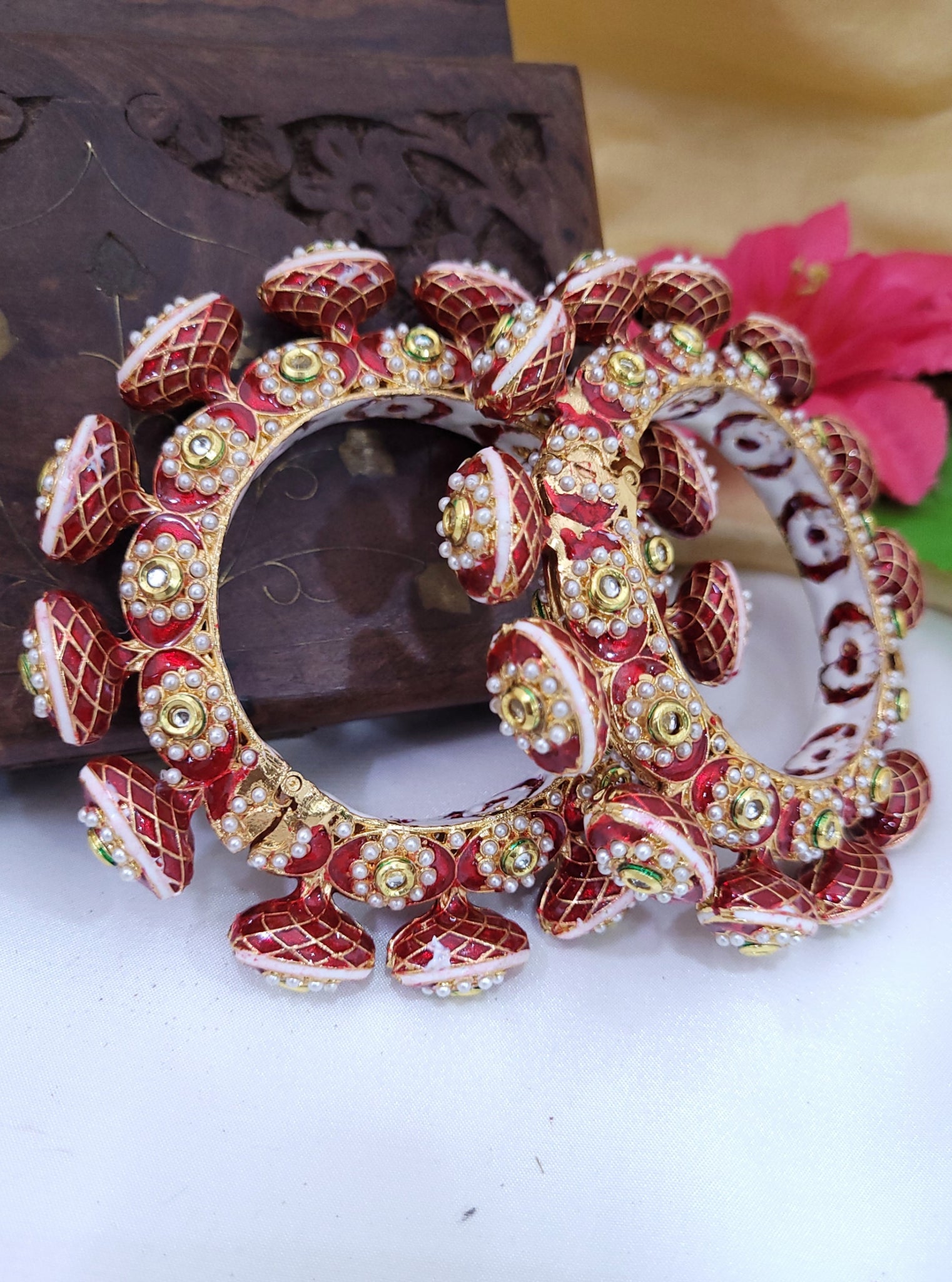 Meenakari Moti Bangle