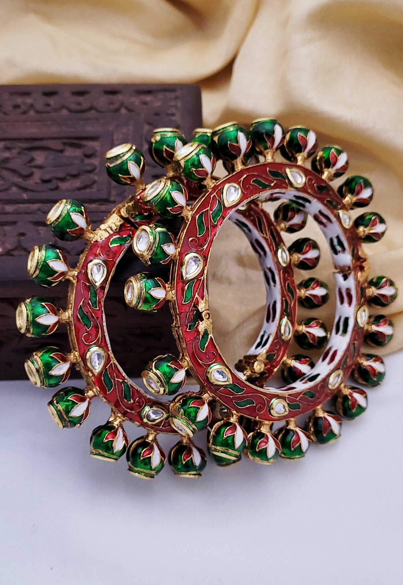 Meenakari Kundan Bangle