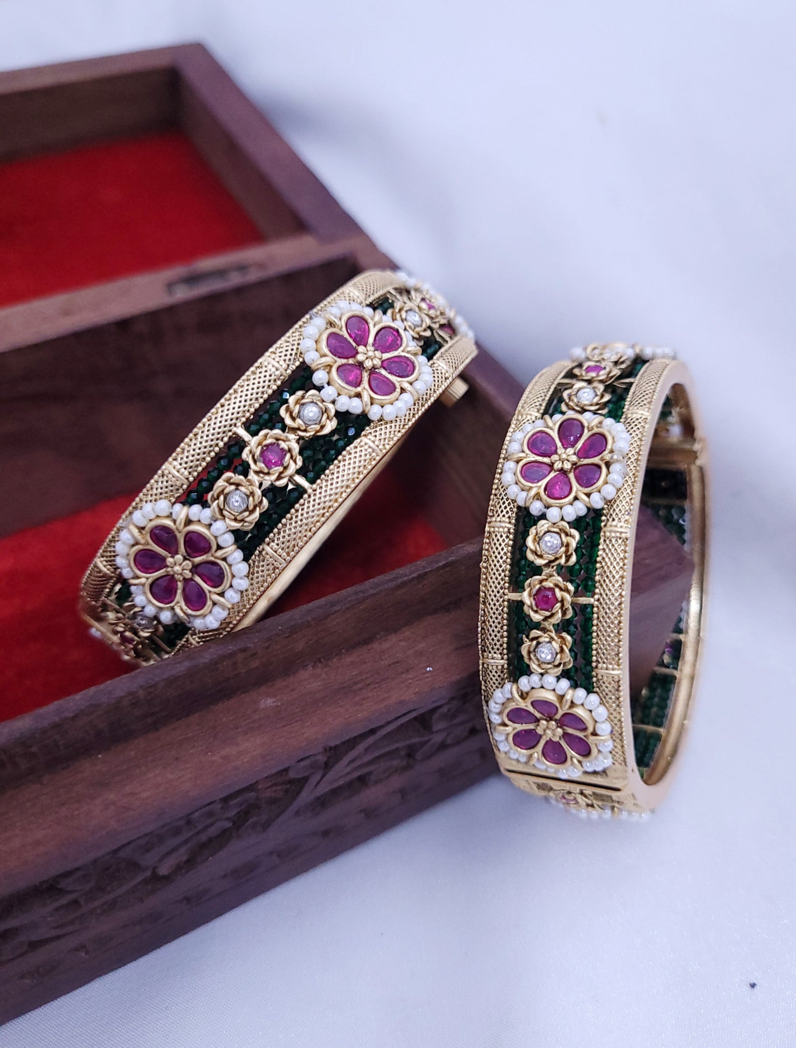 Traditional New Design Bangle