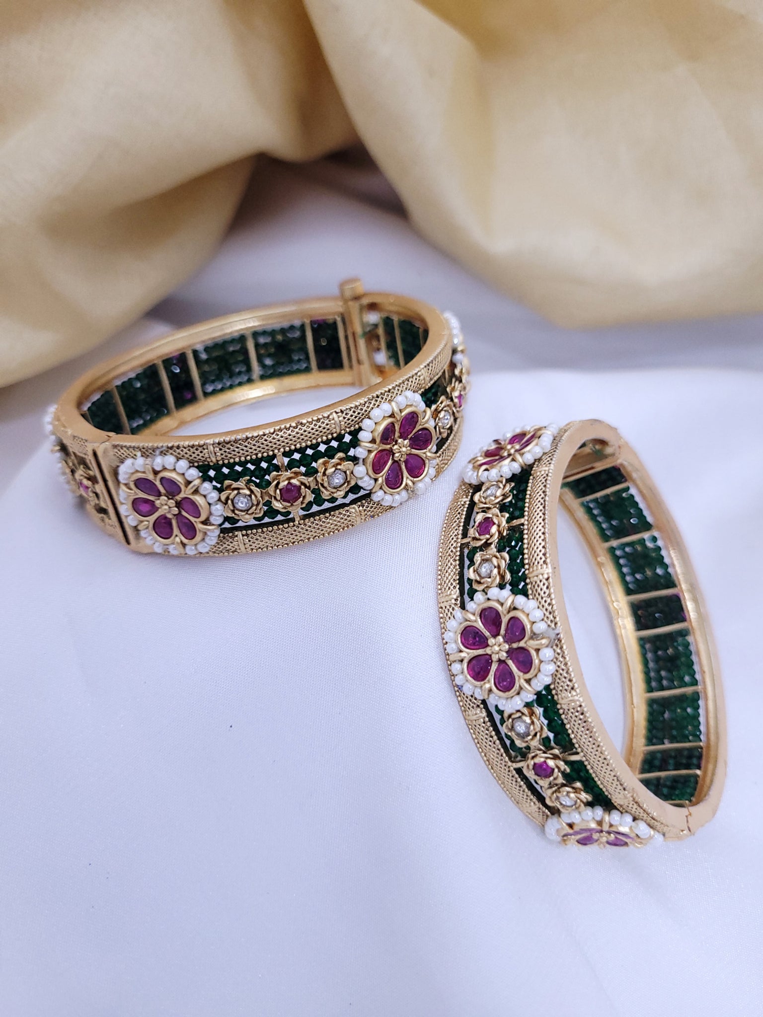 Traditional New Design Bangle