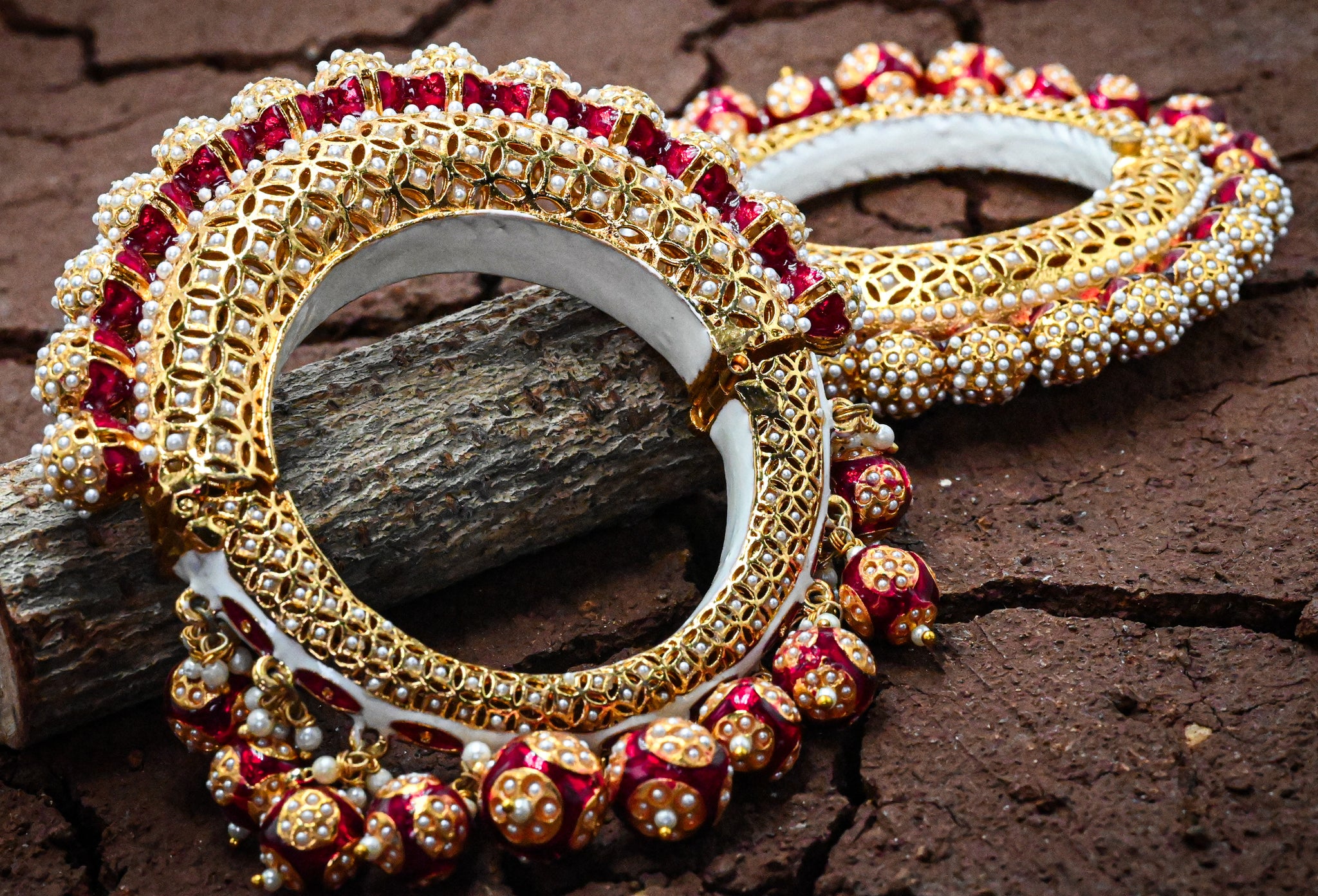 Red Meenakari Bangle