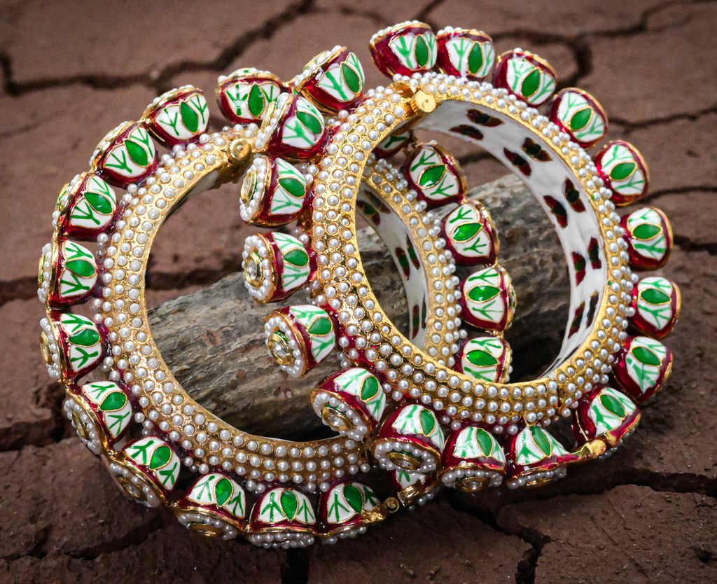 Meenakari White Moti Bangle